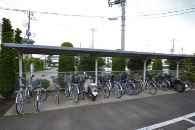 【駐車場】 | ガーデンクレスト