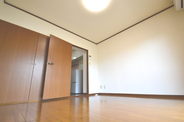 【居間・リビング】 | ガーデンクレスト