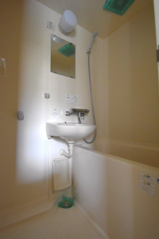 【浴室】 | ガーデンクレスト