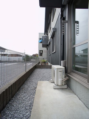 【庭】 | ピコロモンドA | 専用庭付きです♪