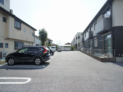 【駐車場】 | ピコロモンドA | 駐車場2台込みです♪