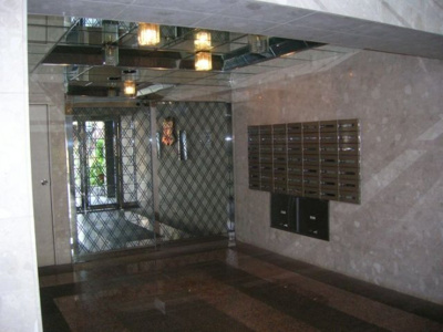 【ロビー】 | エステートマンション大濠グランディール | 落ち着いたロビーです