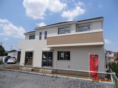 【外観】 | 現地見学会さいたま市緑区三室　敷地広々42坪～45坪の地震に強い新築分譲住宅全3棟・残1棟 | おしゃれな外観です