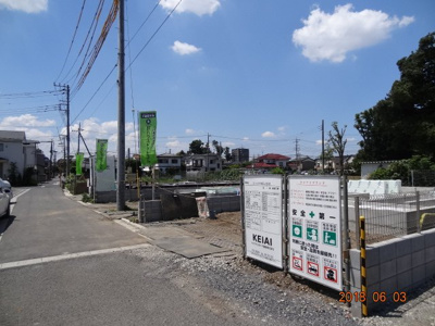 【前面道路含む現地写真】 | さいたま市緑区三室　 新築デザイン住宅全3棟　残1棟 | 前面道路含む現地写真です