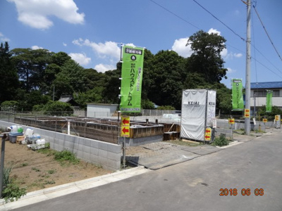 【前面道路含む現地写真】 | さいたま市緑区三室　 新築デザイン住宅全3棟　残1棟 | 前面道路含む現地写真です