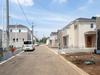 【前面道路含む現地写真】