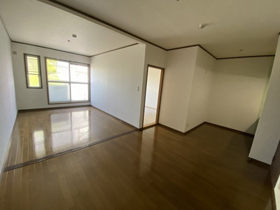 【居間・リビング】 | ハイツパルテール | （イメージ写真です）