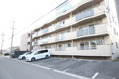 【駐車場】 | メゾンしかた