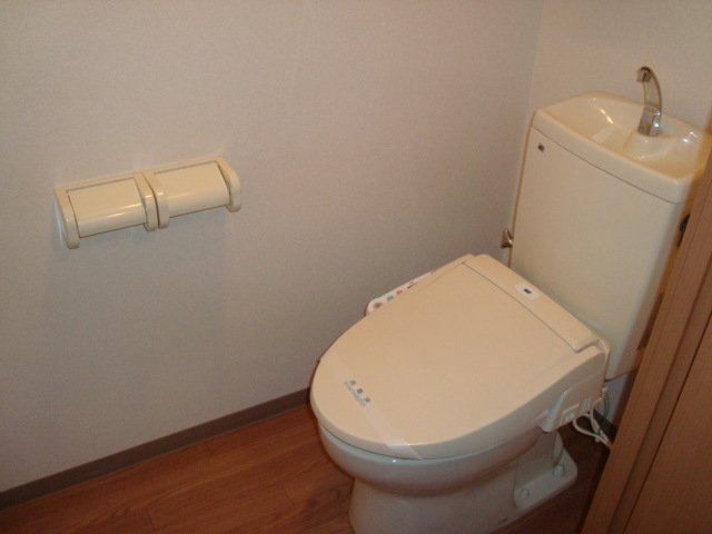 クレメント駒木Ｃのトイレ