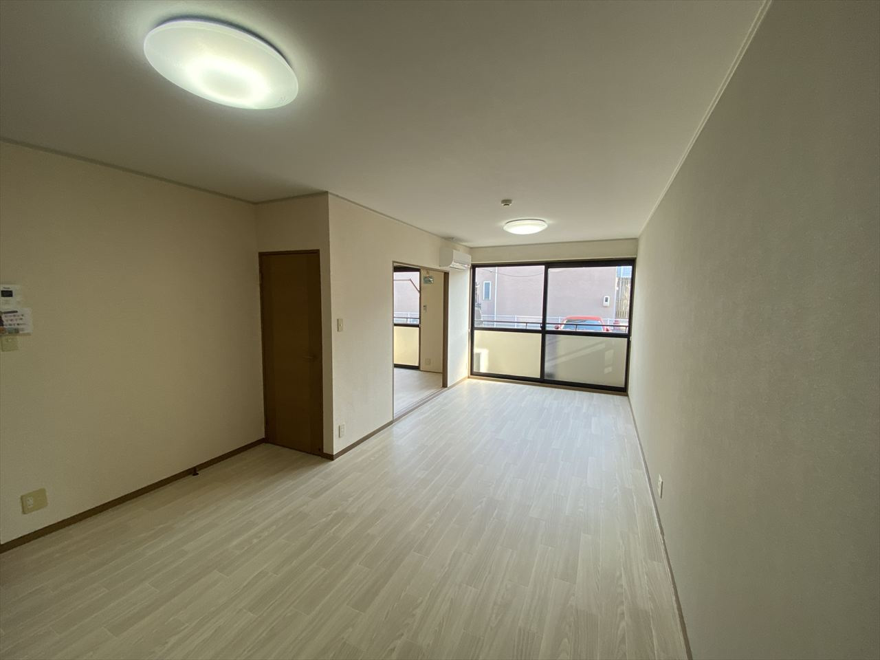 ウィステリアⅡの居間・リビング