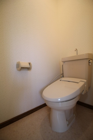 アレストカネコのトイレ|コンパクトで使いやすいトイレです