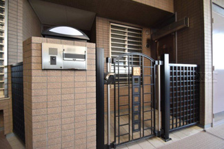 【その他共用部分】 | 専用ポーチ付き玄関