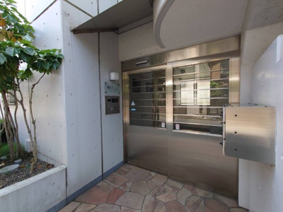 【エントランス】 | フェリークス院内