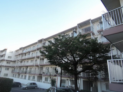 【外観】 | ユーカリハイツ久末 | 東急東横線・目黒線・横浜市営地下鉄グリーンライン「日吉」駅バス15分「久末団地」停徒歩3分！