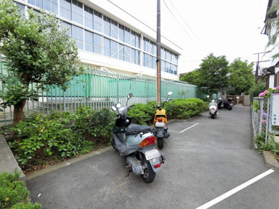 【その他共用部分】 | シャルム田園調布 | バイク置場