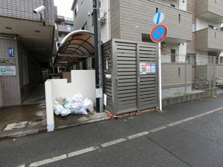 【その他共用部分】 | 敷地内ごみ置き場でごみ出しもらくらく～♪忙しい社会人さんや主婦さんにもうってつけ！