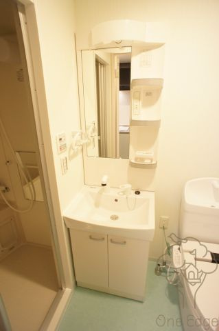 FDS天神橋の独立洗面台