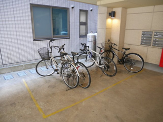 【その他共用部分】 | イル・グラッツィア博多駅東Ⅱの駐輪場