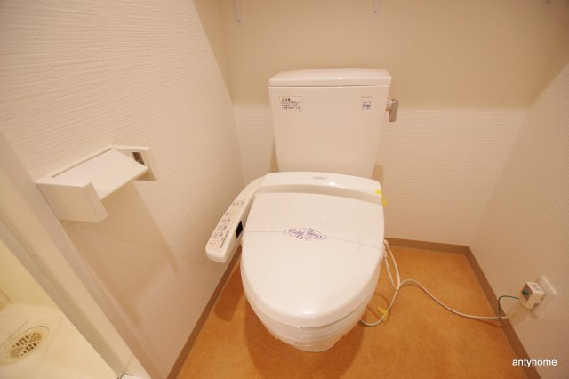 WOBFUKUSIMA　仲介手数料無料のトイレ