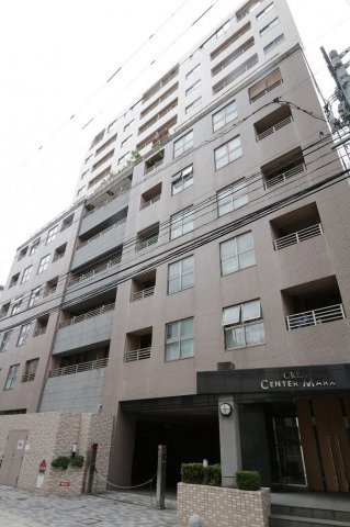 クレアセンターマークの外観