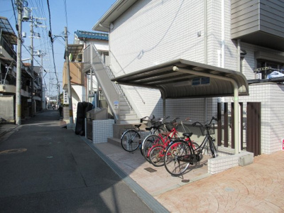【その他】 | グレイス奥林（八戸ノ里賃貸） | 駐輪場です