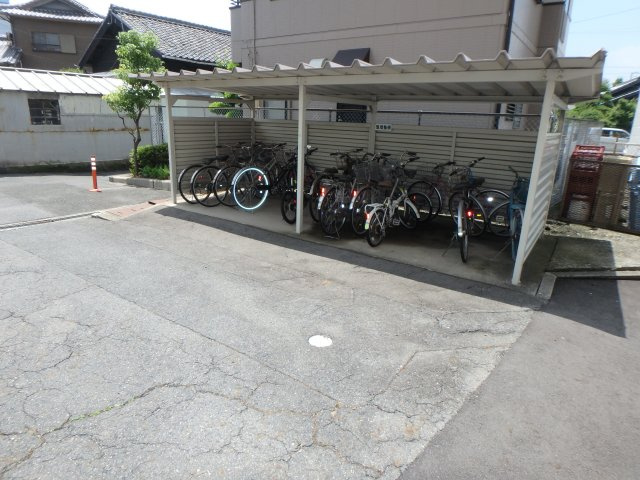 コープ野村半田３号棟のその他共用部分|駐輪場