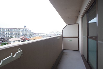 【バルコニー】 | イッツ明石 | バルコニー