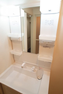 【独立洗面台】 | イッツ明石 | シャンプ＆ドレッサー