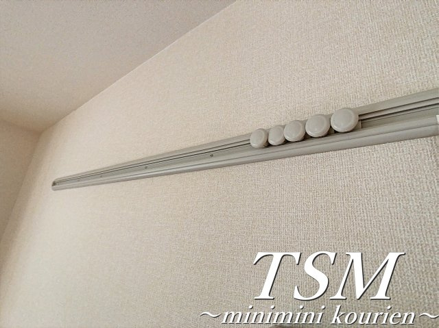 マ・メゾン寝屋川の設備|ハングバーはコートなど毎日着るものをかけるのに便利です