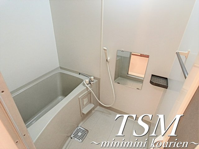 マ・メゾン寝屋川の浴室|浴室乾燥機付き