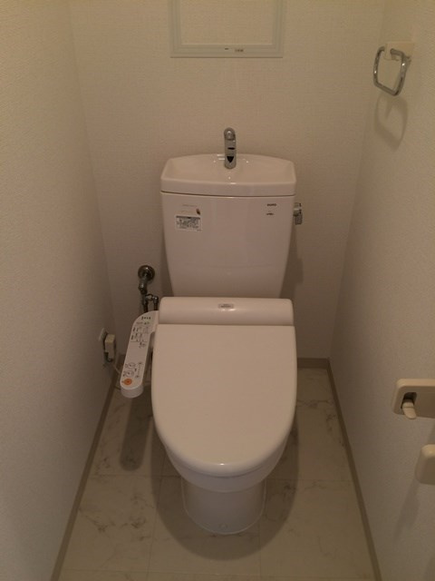 パレスマイセンのトイレ|駐輪場