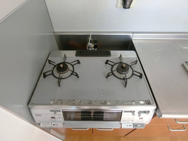 ファミーユ中野B棟のキッチン