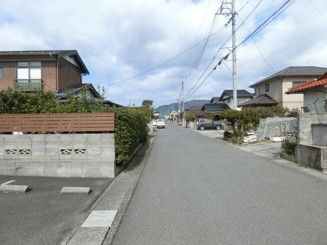 ファミーユ中野B棟の周辺