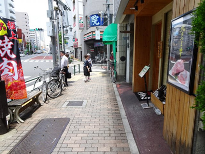 【周辺】 | 東協ビル | 東協ビル　物件前　尾竹橋通り沿いの物件で夜道も安心！