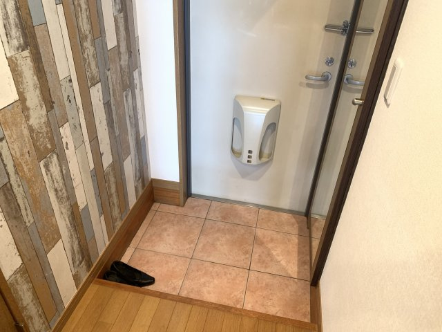 EXESSの玄関
