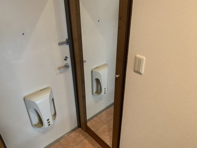 EXESSの玄関