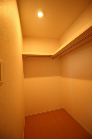 ブランシェントAの収納|ウォークインクローゼット