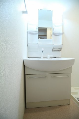 ブランシェントAの独立洗面台|独立洗面化粧台付き