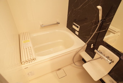 【浴室】 | ラ・コンフィアンス明石 | 風呂