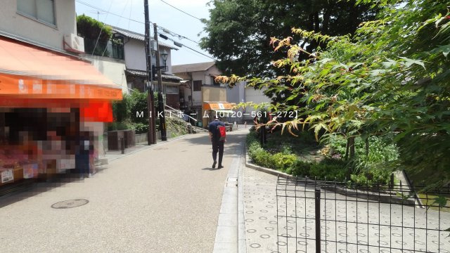 箕面市箕面1丁目　中古一戸建の周辺