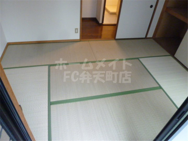 【和室】 | 和室ならではの温かな和の空間で寛ぎの時間を過ごせます