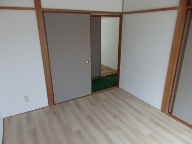 【洋室】 | 住吉南町1丁目貸家