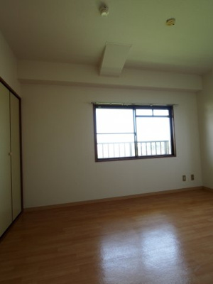 【寝室】 | HIGASHIOマンション