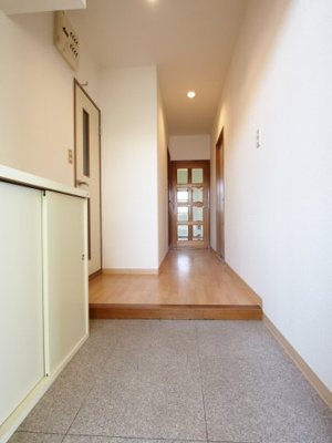 【玄関】 | HIGASHIOマンション