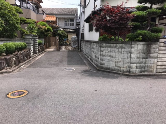 グラッド・タウン大野の前面道路含む現地写真