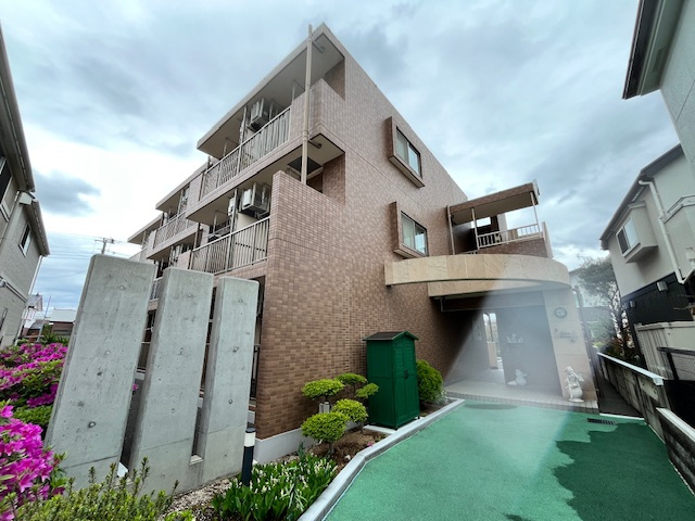 フェアリーフォレストの外観