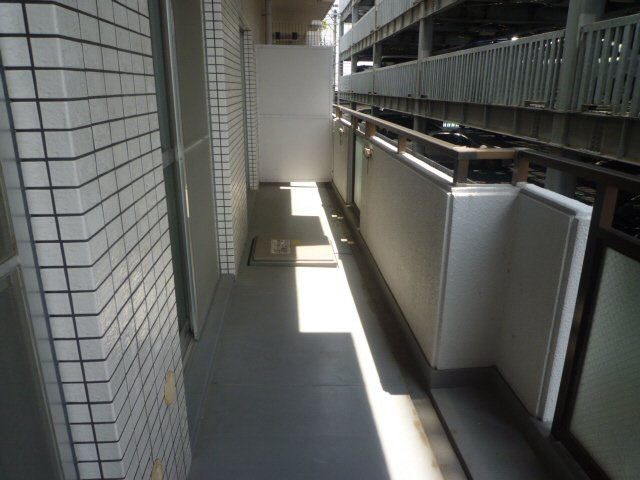 【バルコニー】 | サンロイヤル池田駅前