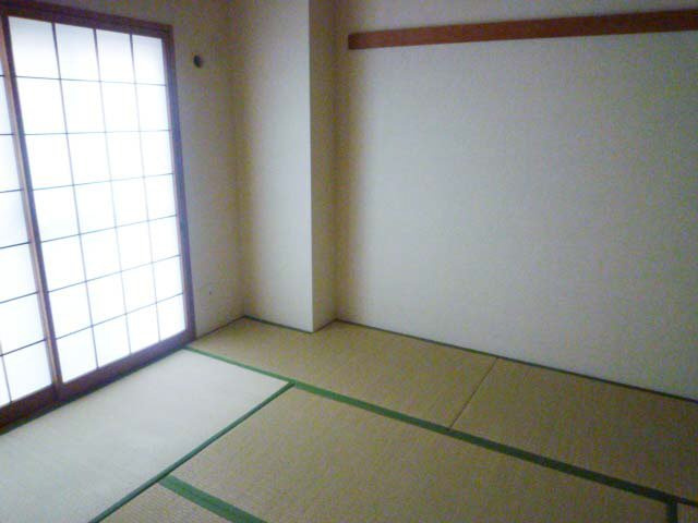 【寝室】 | サンロイヤル池田駅前