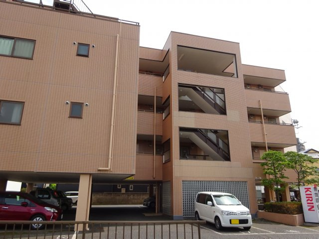 グランドメゾンの外観