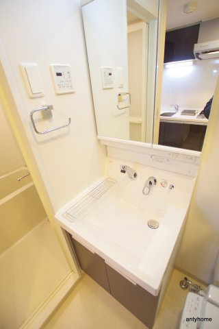 エステムコート梅田天神橋3アヴァンテの洗面所